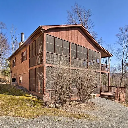 Cabin With Decks And Fire Pit Near Lost River!